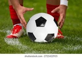 李玮锋：联赛中轴都是外援造成国足没人，这两年踢球孩子多了